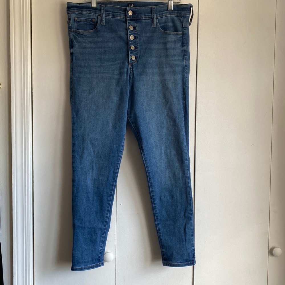 Gap Jeans
